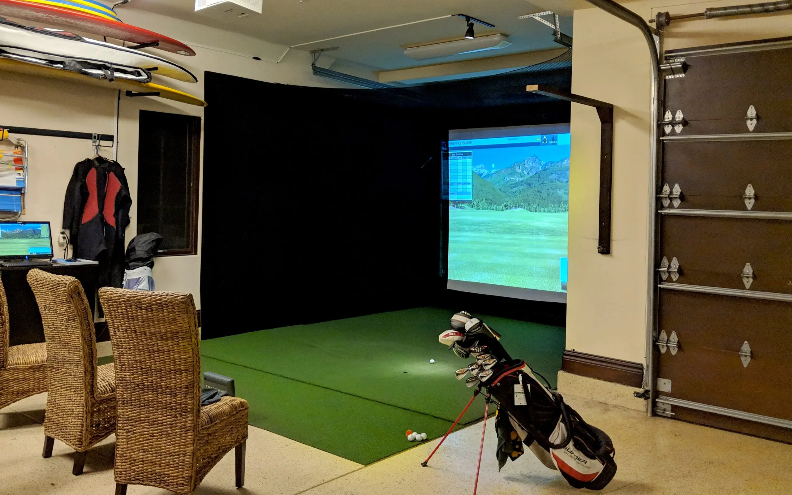 DIY Garage Golf Simulator